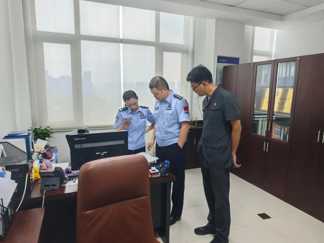 1765327807406533.jpg 1765327807406533.jpg